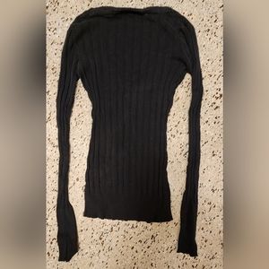 Long sleeve thin V neck sweater